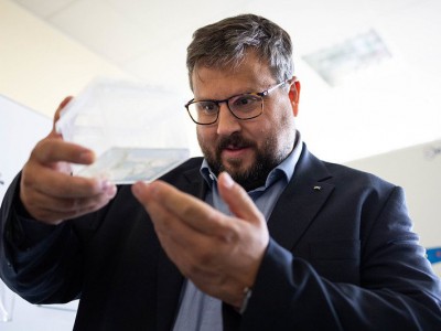 Univerzita Palackého slavnostně otevřela vědecké centrum CATRIN 