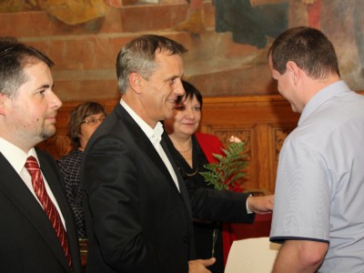 Hejtman ocenil bezplatné dárce krve