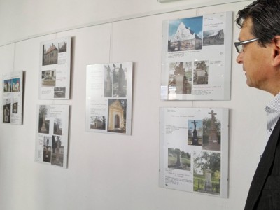 Kraj vystavuje fotografie opravených památek