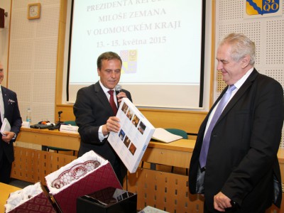 Prezident Zeman zahájil návštěvu Olomouckého kraje