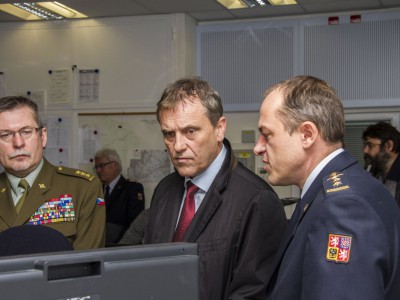 Hejtman navštívil nové krajské operační středisko hasičů