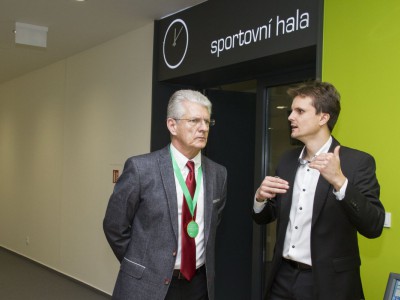 Hejtman Košta se zúčastnil otevření unikátního centra Univerzity Palackého zaměřeného na zdravý životní styl