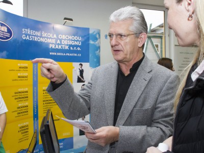 Hejtman Košta zahájil další ročník prezentace středních škol Scholaris