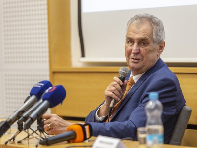 Prezident Miloš Zeman na návštěvě v Olomouckém kraji: 1. den
