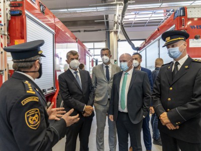 Premiér v kraji. Poděkoval záchranářům a navštívil firmy, které pomohly během koronakrize 