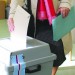 Z auta nebo do zvláštní přenosné schránky. Hlasovat ve druhém kole senátních voleb můžete i navzdory karanténě či izolaci kvůli covid-19 