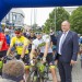 Druhým dnem pokračuje Czech Cycling Tour. Dnešní etapu odstartoval hejtman Ladislav Okleštěk