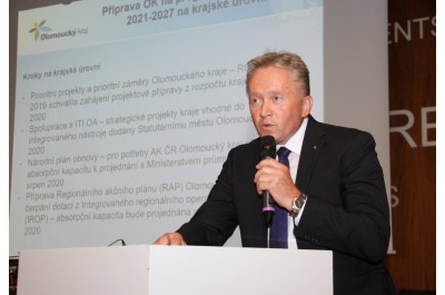 S městy a obcemi za jeden provaz. Kraj cílí podporu na konkrétní projekty
