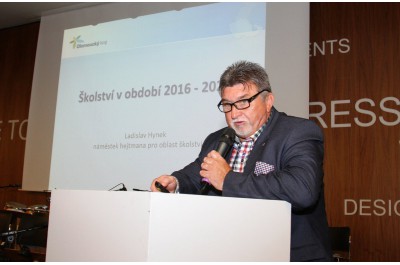 S městy a obcemi za jeden provaz. Kraj cílí podporu na konkrétní projekty