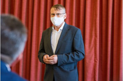Gymnázium v Přerově snoubí půvab s historií. V Mohelnici vsadili na moderní technologie