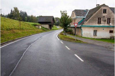 Investice do silnic na severu se vyplatily. Řidiči dojedou bezpečněji k hranicím sousedního okresu i do Polska