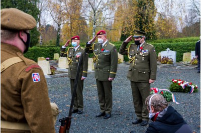 Den válečných veteránů v Olomouci. K pietní vzpomínce se připojil i hejtman Josef Suchánek 