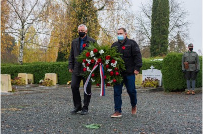 Den válečných veteránů v Olomouci. K pietní vzpomínce se připojil i hejtman Josef Suchánek 