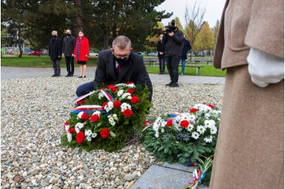 Připomínky Dne boje za svobodu a demokracii se zúčastnili i zástupci kraje