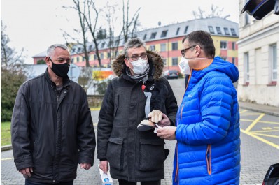 První byla Natálie. Hejtman Josef Suchánek blahopřál k jejímu narození zprostředkovaně 