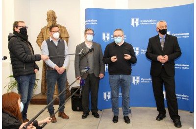 Kraj spouští pilotní projekt testování žáků středních škol