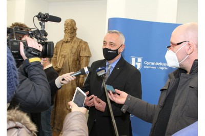 Kraj spouští pilotní projekt testování žáků středních škol