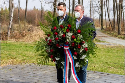 Zástupci Olomouckého kraje uctili památku obětí zákřovské tragédie