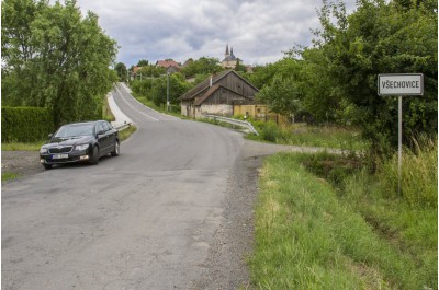 Průtah Všechovicemi prošel opravou. Na nákladech se podílely kraj i obec