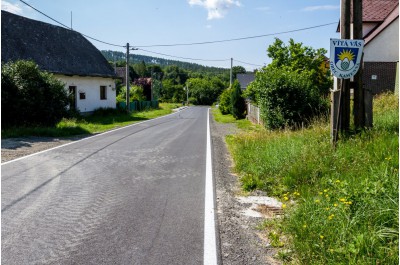 Z Rohle do Kamenné po nové silnici