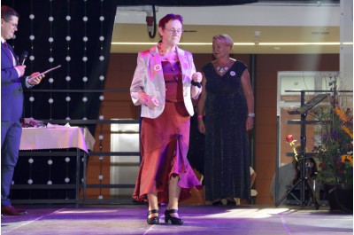 Babičkou roku je Helena Seidlová. Porotu i diváky nadchla svým tanečním vystoupením