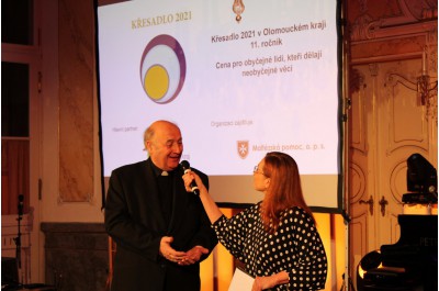 Pomáhají vykřesat jiskry lidství, teď za to převzali ocenění. Foto: Maltézská pomoc Olomouc/ Veronika Marešová