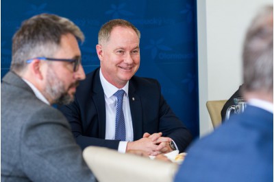 Ministr školství Petr Gazdík v Olomouci. Potkal se s učiteli i krajskými radními