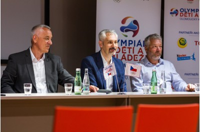 Oheň Olympiády dětí a mládeže zapálí stříbrný oštěpař z Tokia Jakub Vadlejch