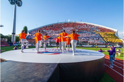 Andrův stadion zaplnily mladé sportovní naděje. Začala Olympiáda dětí a mládeže