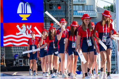 Andrův stadion zaplnily mladé sportovní naděje. Začala Olympiáda dětí a mládeže