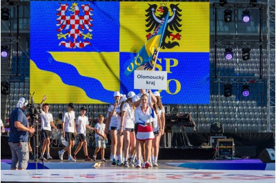 Andrův stadion zaplnily mladé sportovní naděje. Začala Olympiáda dětí a mládeže