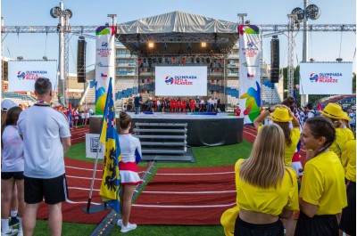 Andrův stadion zaplnily mladé sportovní naděje. Začala Olympiáda dětí a mládeže