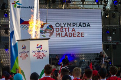 Andrův stadion zaplnily mladé sportovní naděje. Začala Olympiáda dětí a mládeže