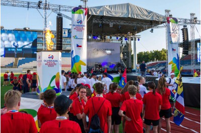 Andrův stadion zaplnily mladé sportovní naděje. Začala Olympiáda dětí a mládeže