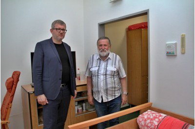 Seniorům se v Radkově Lhotě líbí. Zájem o tamní zařízení je velký