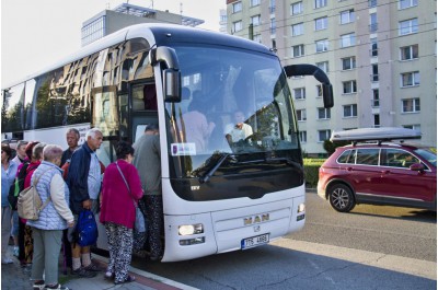 Za krásami i poznáním regionu. Odstartovalo Seniorské cestování