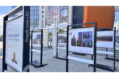 Česká republika v EU. Zásadní okamžiky připomíná putovní výstava