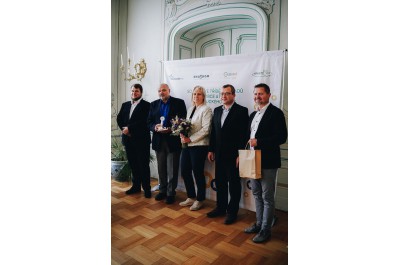 Premianti v třídění získali keramické popelnice, sluchátka a Elektrooskara