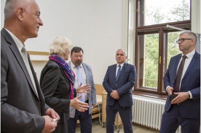 Zámek Domova Alfreda Skeneho v Pavlovicích u Přerova už je v novém