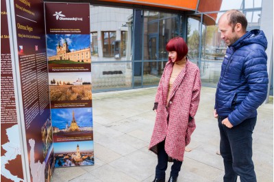 Z Olomouce až na Velehrad. Atraktivní stezku mapují velkoplošné panely