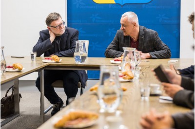 Ministr financí Stanjura debatoval s vedením kraje
