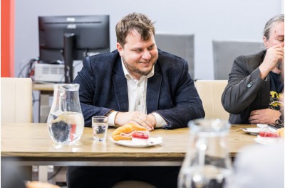 Ministr financí Stanjura debatoval s vedením kraje