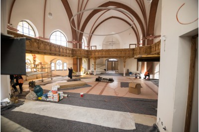 Červený kostel otevře své dveře v polovině května. Rekonstrukce končí