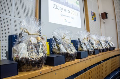 Zlatý erb míří do Zlatých Hor a do Zábřehu. Soutěž slaví půlkulatiny