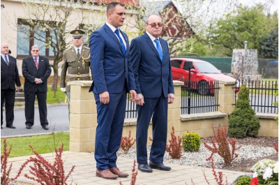 Zástupci kraje si připomněli tragédie z konce druhé světové války