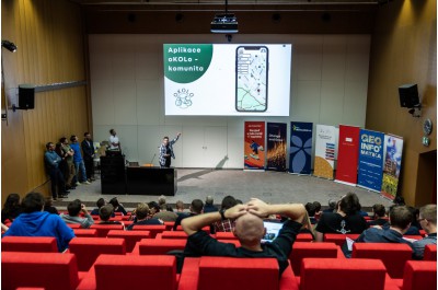 Hackathon byl plný nápadů. Známe nejlepší projekty