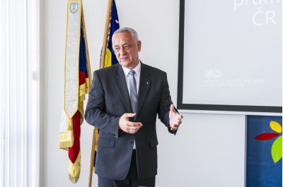 Kraj pozval podnikatele z regionu a představil jim možnosti, jak pomoci s obnovou Ukrajiny