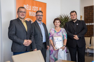 Žáci v kraji vysbírali téměř dva a půl tisíce starých mobilů