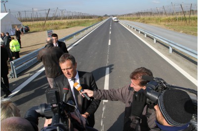 Slavnostní otevření nového obchvatu obcí Čechy a Domaželice na Přerovsku