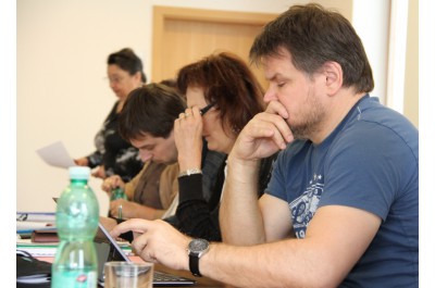 kulaty-stul-004.jpg